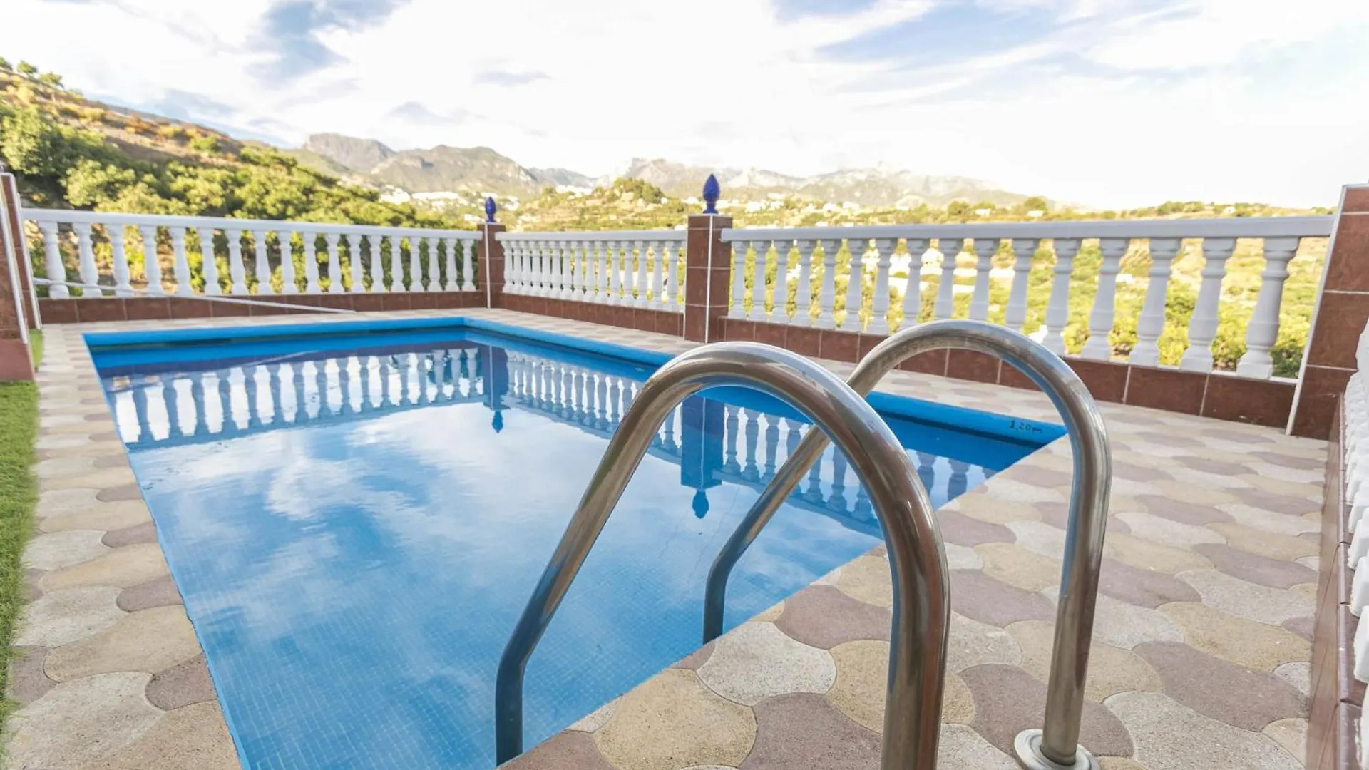 Villa Marimel Con Piscina Privada Nerja Holiday home